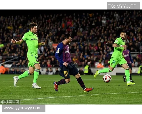 国王杯惊天逆转曼联4-0战胜巴萨引发全场狂欢与数据解析