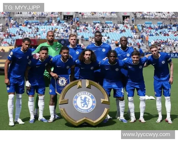 英超激战切尔西大胜波尔图争议判罚引发全场热议